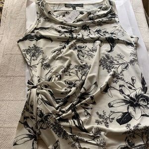 Bundle of like new White House Black Market clothes